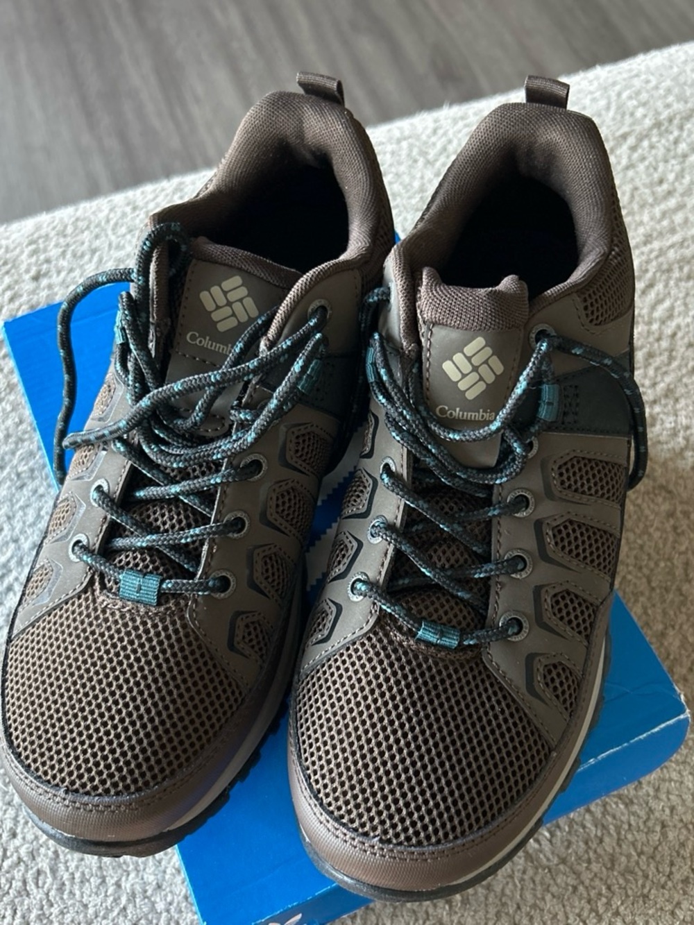 Columbia Men's Brown Athletic Trail Shoes with Teal Accents